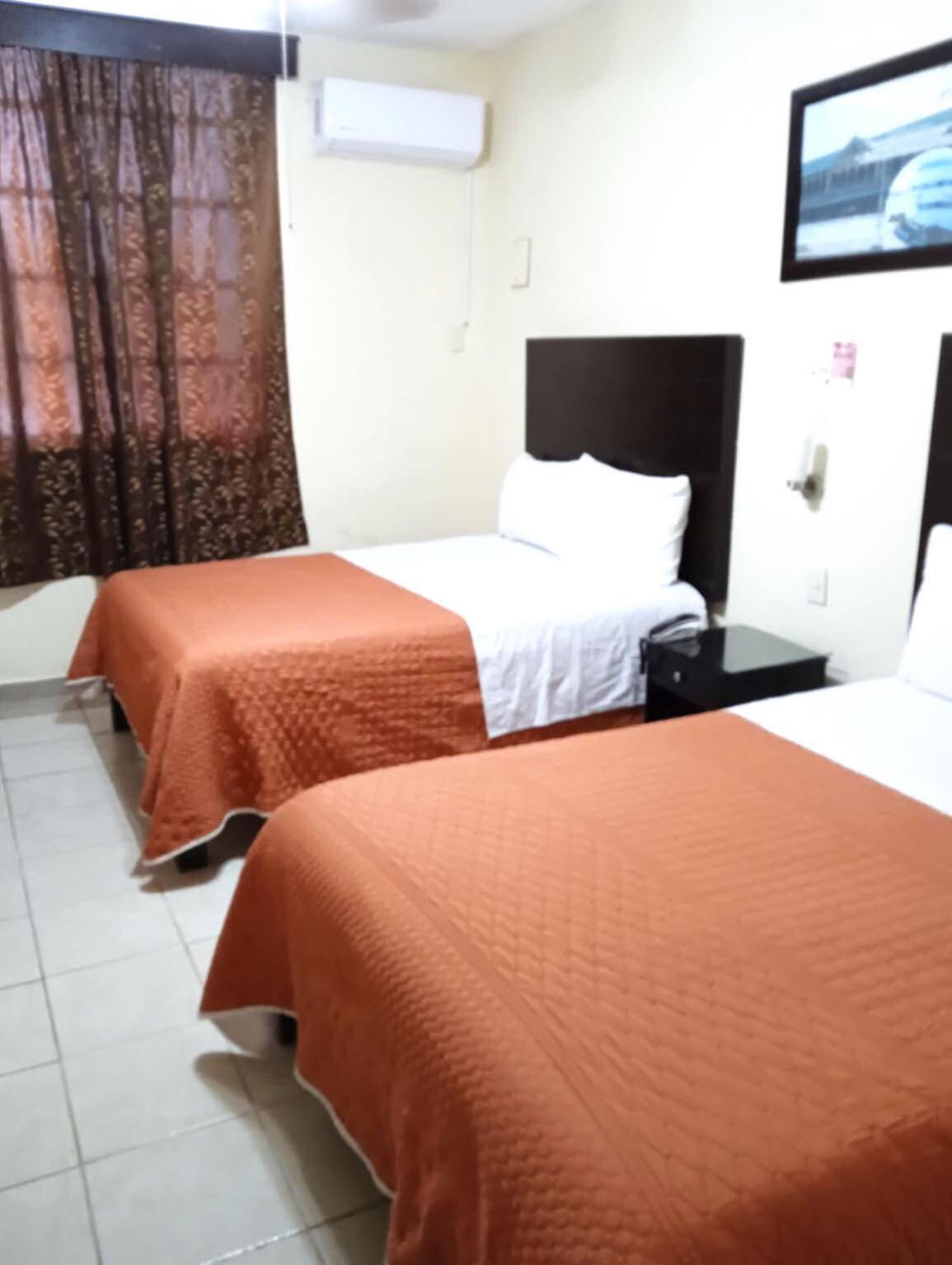Maria Elena Hotel
